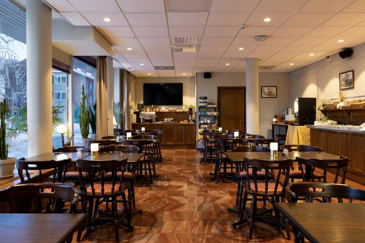 Hotel Bishops Arms Mora Zewnętrze zdjęcie