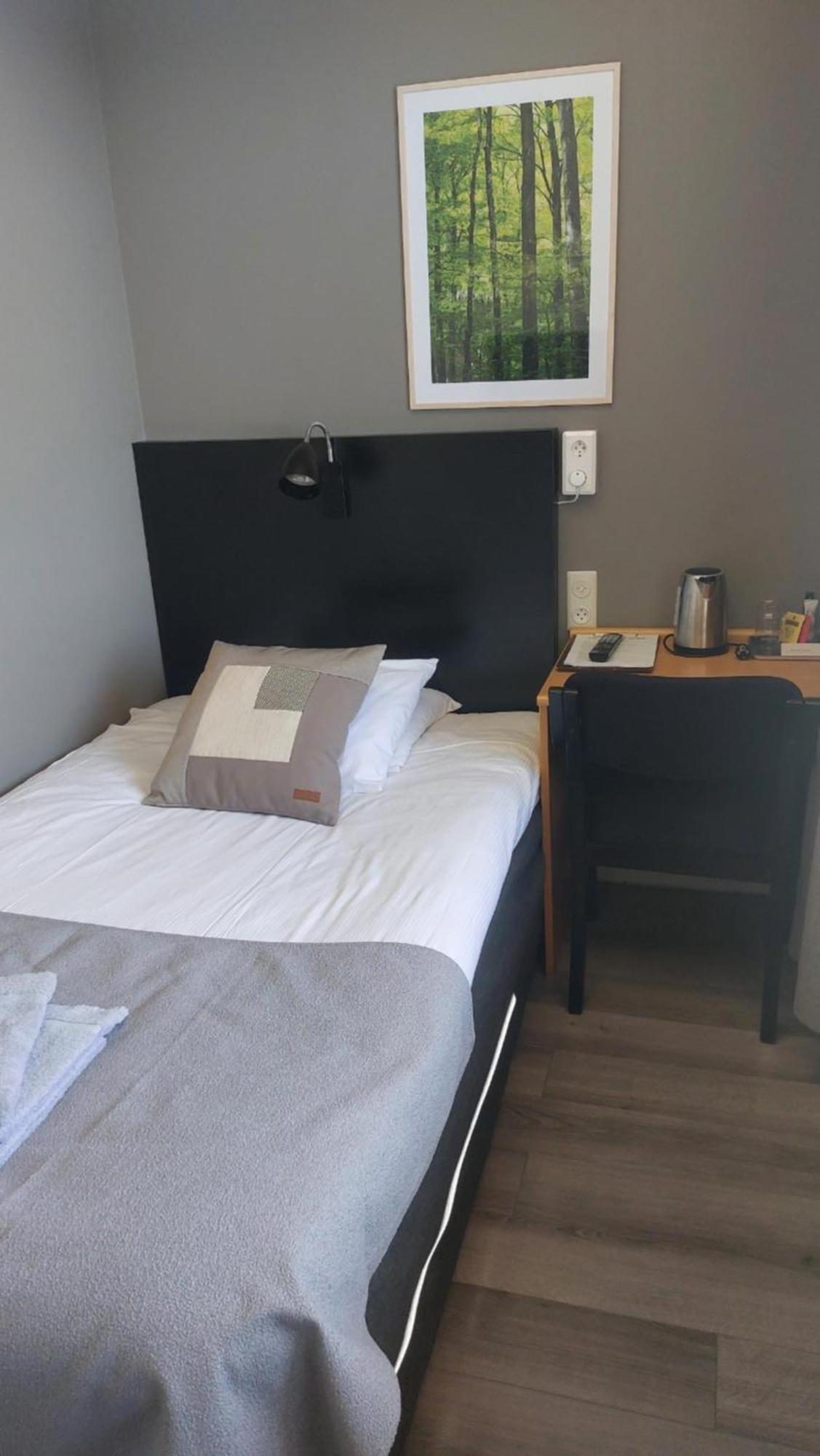 Hotel Bishops Arms Mora Pokój zdjęcie