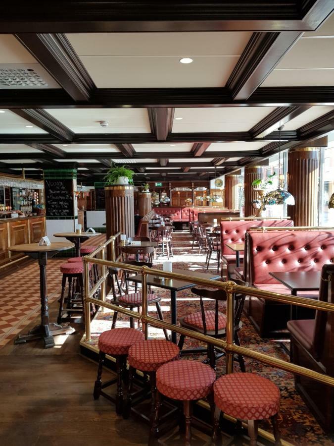 Hotel Bishops Arms Mora Zewnętrze zdjęcie